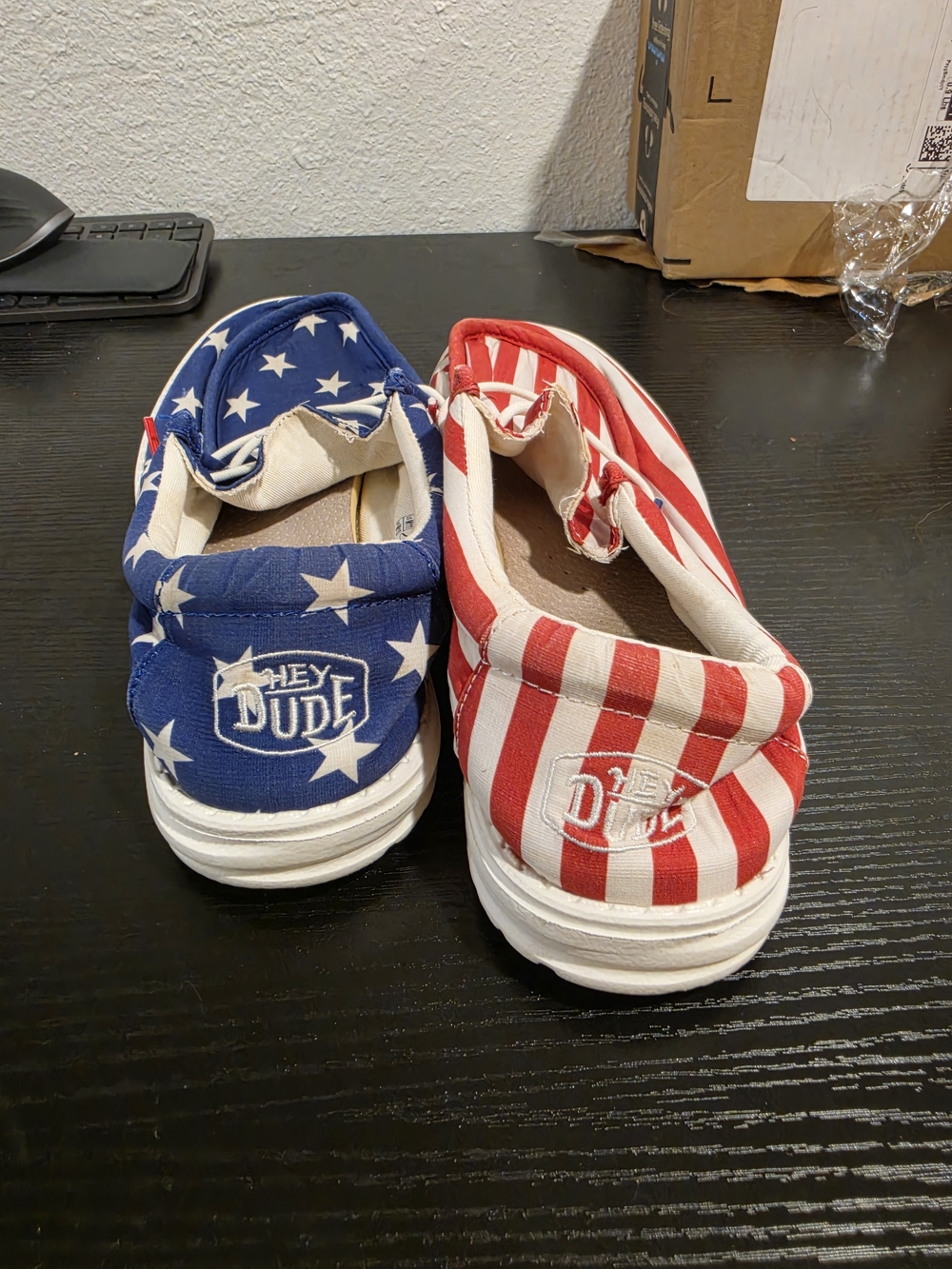 HEY DUDE Wally Patriotic USA Flag Stars Canvas Slip-On Casual Shoes Men's 11 - Picture 3 of 7